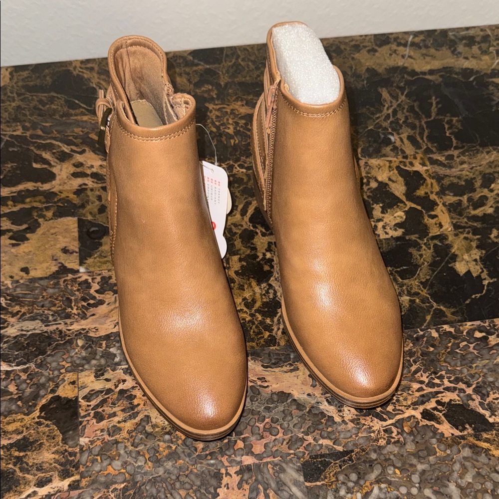 BareTraps Light Brown Ankle Booties